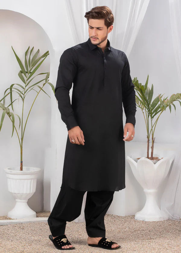 black shalwar kameez